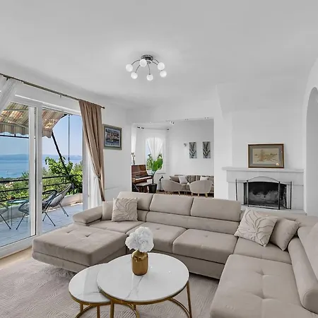 R&m - Exklusiv Makarska